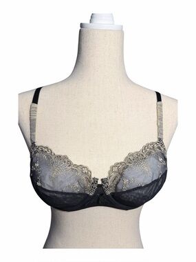 La Perla Black Bra & Panty Set with Cream Embroidery. La Perla Studio. NWOT